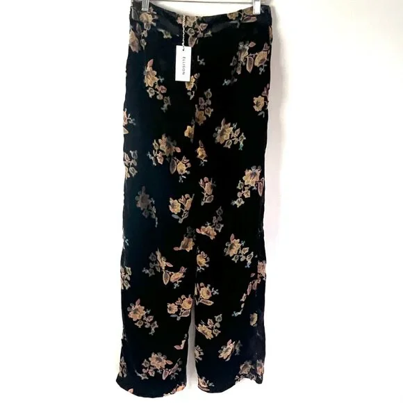 2/$30 Ellison Burnout Velvet Floral Pants Small NWT - Picture 3 of 7